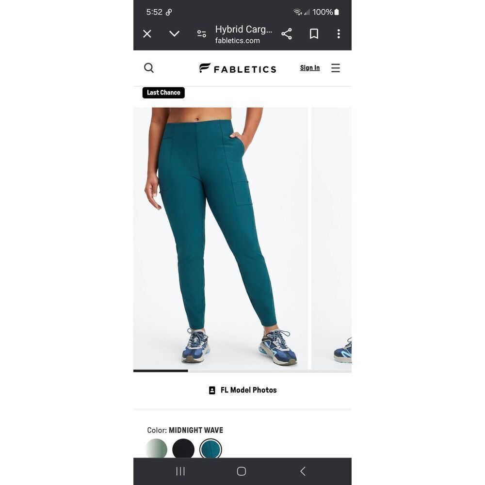 New Medium Fabletics Midnight Wave High Waist Cargo Pants with Pockets NWT